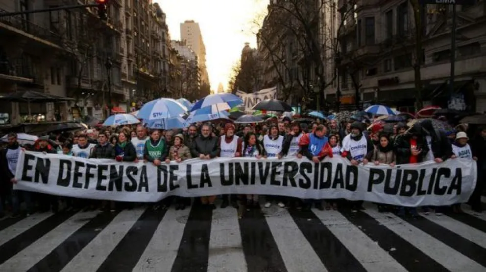 El Gobierno anunció la auditoría del dinero de las partidas a las entidades públicas