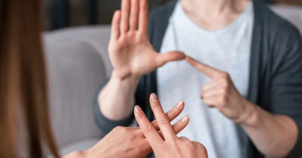 Abren inscripciones para una capacitación en Lengua de señas 