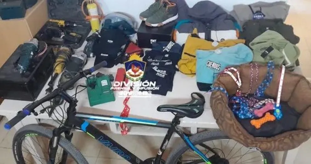 Recuperan elementos robados, secuestran droga, municiones y detienen a dos hombres 