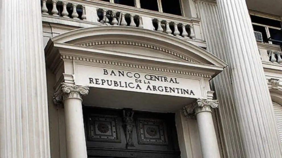 El Banco Central baja la tasa al 60% y genera expectativas en el mercado