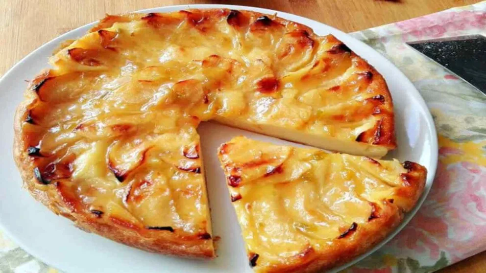 Paso a paso para preparar tarta de manzana con sólo dos ingredientes
