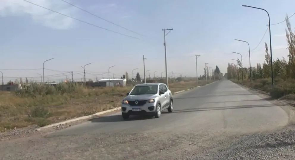 Cuáles serán las obras que mejorarán el acceso al agua y la infraestructura vial en Fernández de Oro y Cipolletti