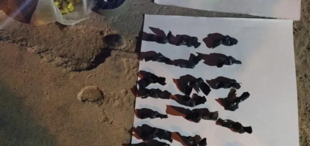 Operativo policial en Cipolletti: una pareja fue detenida por tráfico de drogas y portación  de armas