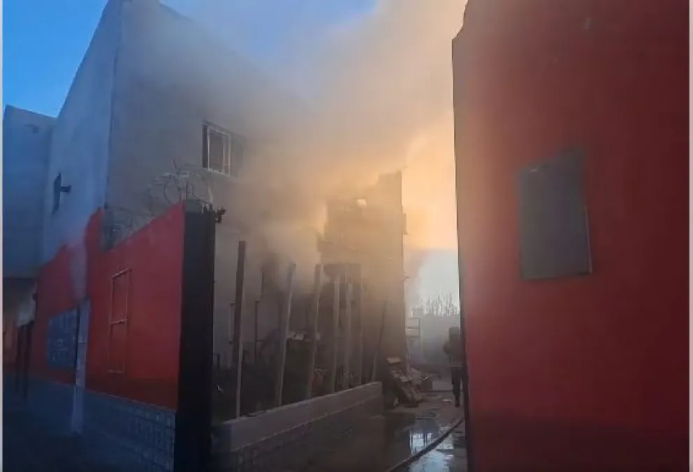 El incendio en el supermercado del barrio San Lorenzo provocó grandes pérdidas