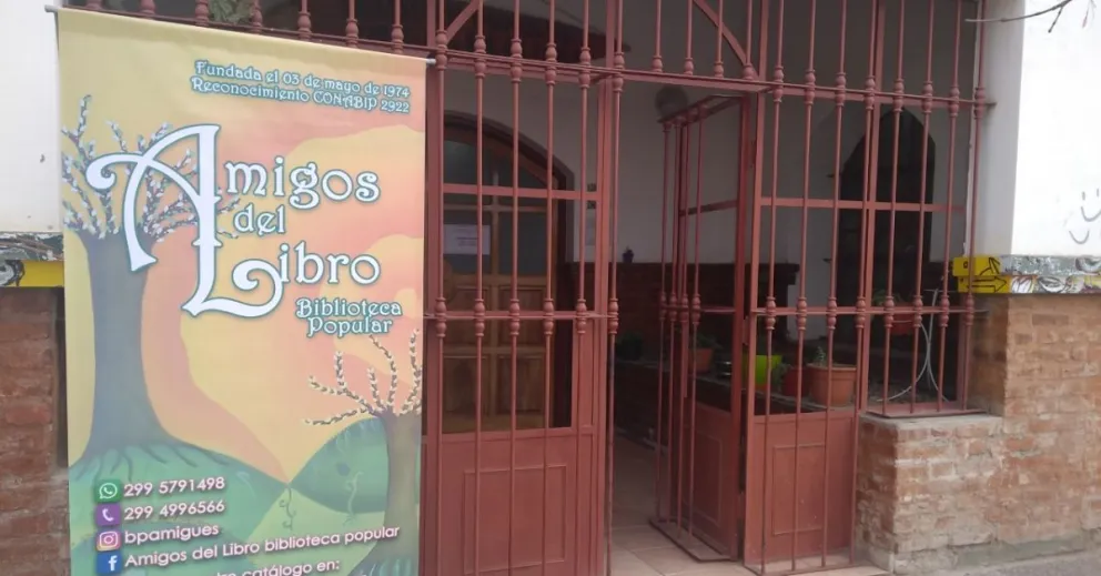 La biblioteca popular Amigos del Libro celebra sus bodas de oro
