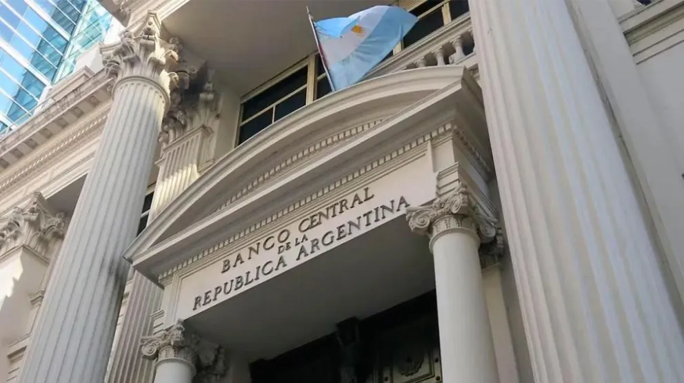 El Banco Central quedó en saldo negativo: tuvo que vender US$165 millones 