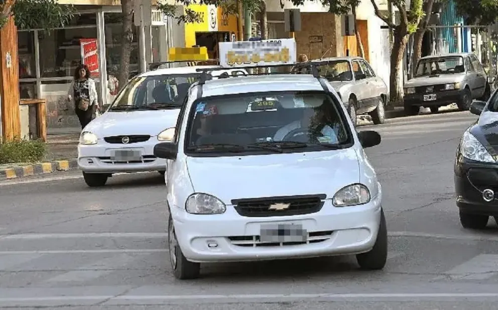 Una  taxista le salvó una vida de una persona que sufría violencia mientras manejaba 