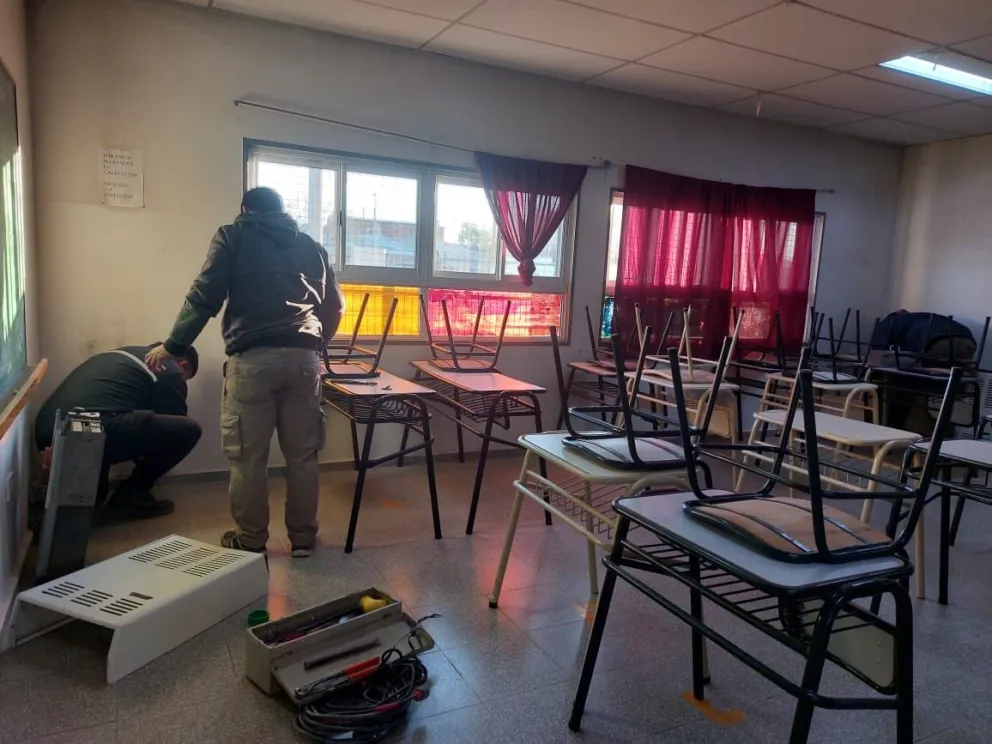 Educación comenzó con la reinstalación del gas en la ESRN N°152 y CEM Nª147