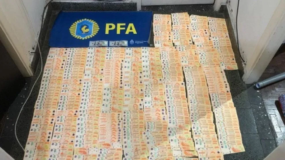 Megaoperativo para desarmar una red de cibercriminales con conexiones en el Alto Valle