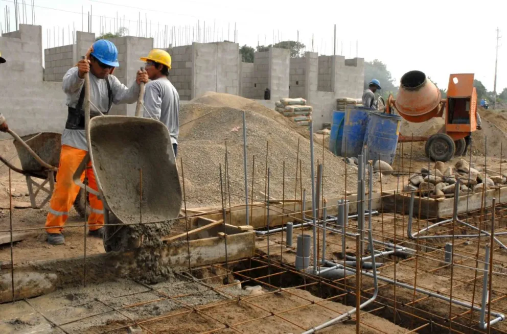 Durante el mes de marzo se sintió una fuerte baja de la industria y la construcción en el país