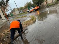 Intervenciones en Cipolletti tras temporal de lluvia