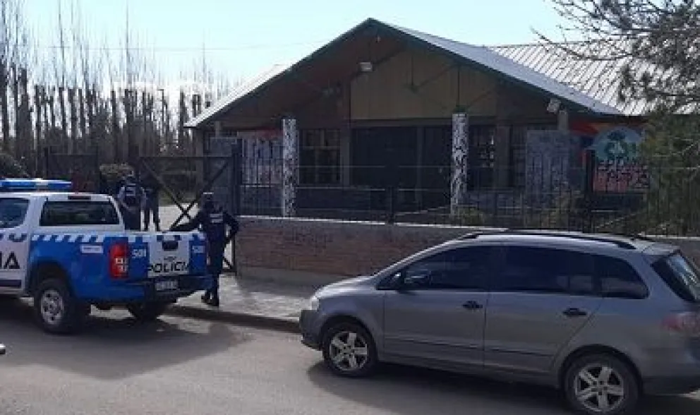 Incidente en el CPEM Nº51: un estudiante llevó un revolver calibre 32 a clases