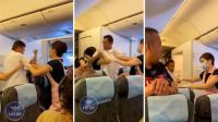 Video: pasajeros discutieron por un asiento y se agarraron a golpes en el avión