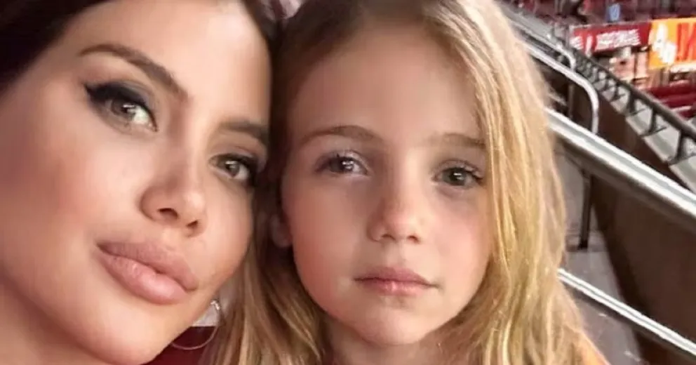 El extravagante peinado de Isabella para ir al colegio que causó revuelo en las redes