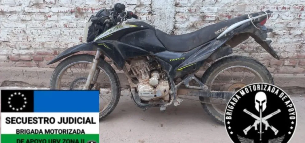 Conducía una moto sin patente y con pedido de secuestro