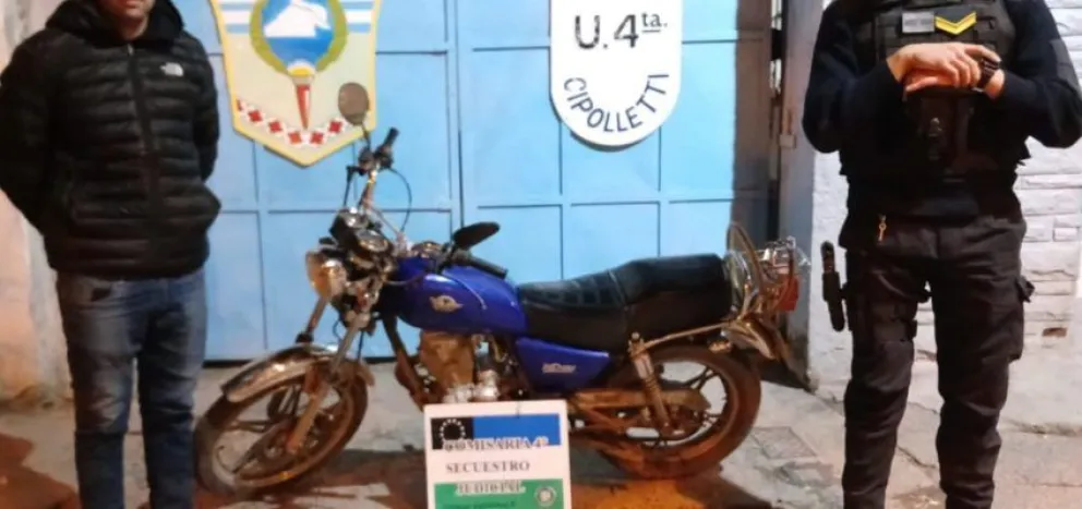 Robó una moto e intentó darse a la fuga, pero un policía lo interceptó
