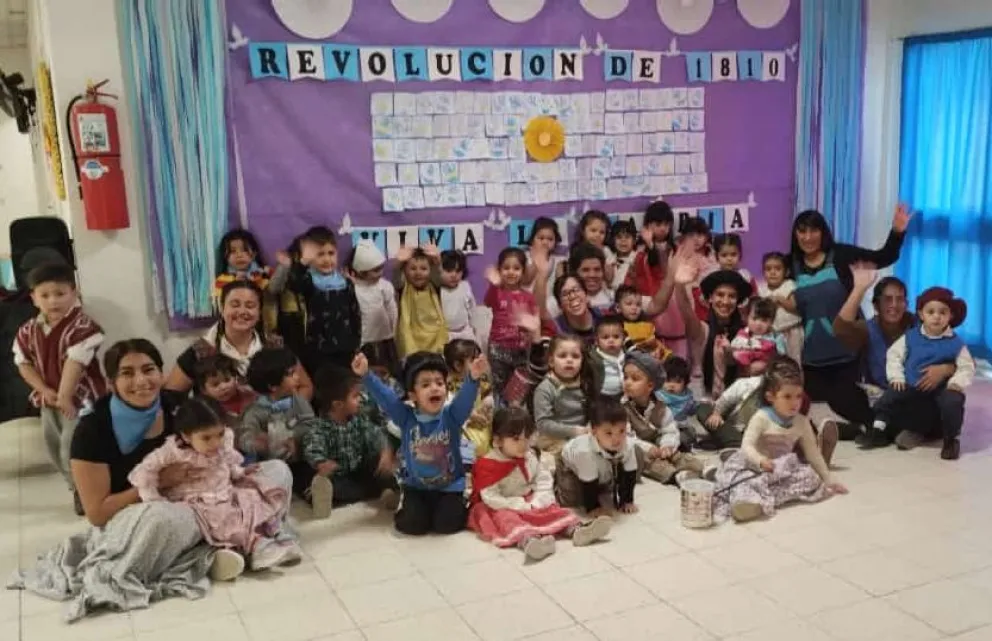  Los peques de los Centros infantiles municipales también festejaron el Día de la Patria
