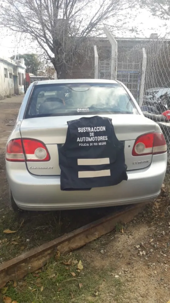 Sorpresa desagradable: fue a verificar el auto y tenía pedido de secuestro