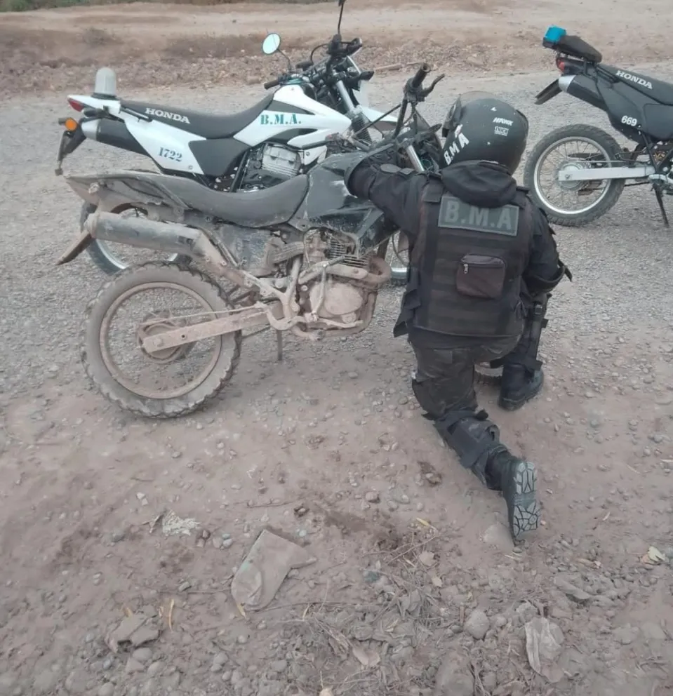 La BMA de Cipolletti recuperó una moto robada y detuvo a su conductor 