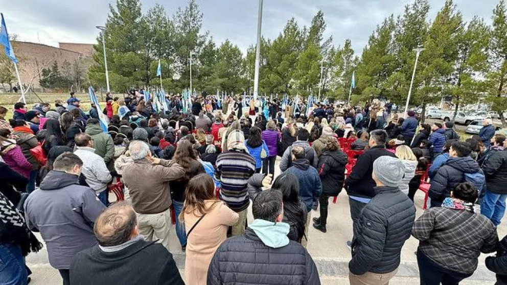 Cipolletti festejó el 25 de Mayo a lo grande 