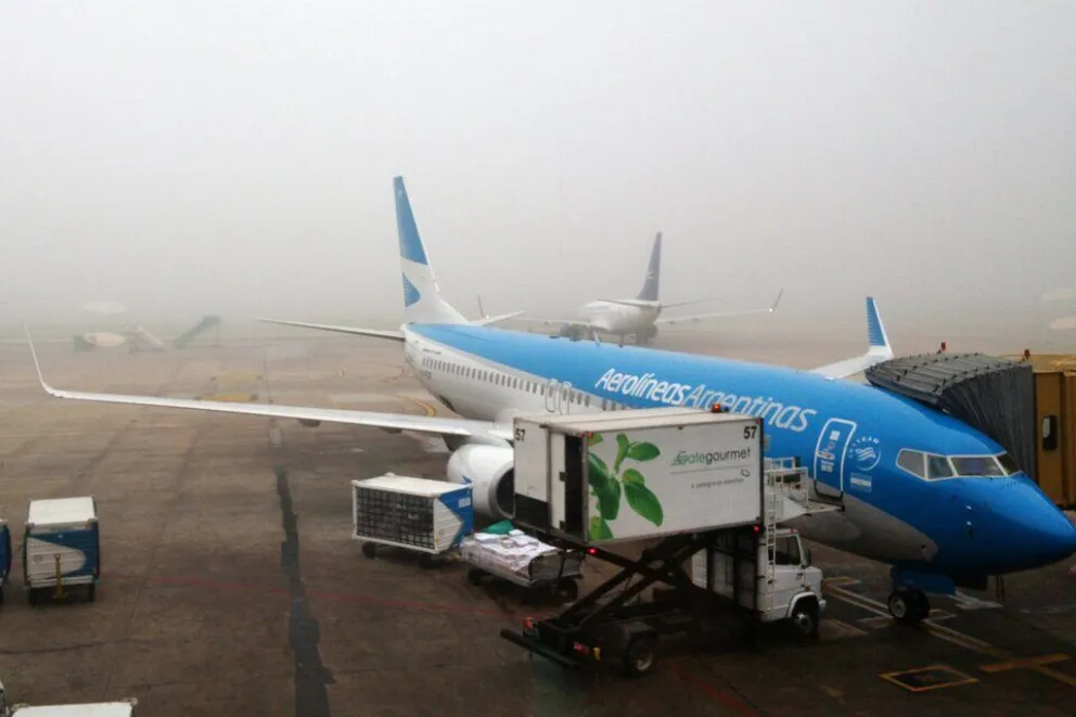 La niebla ha obligado a suspender los aterrizajes en el aeropuerto de Neuquén 