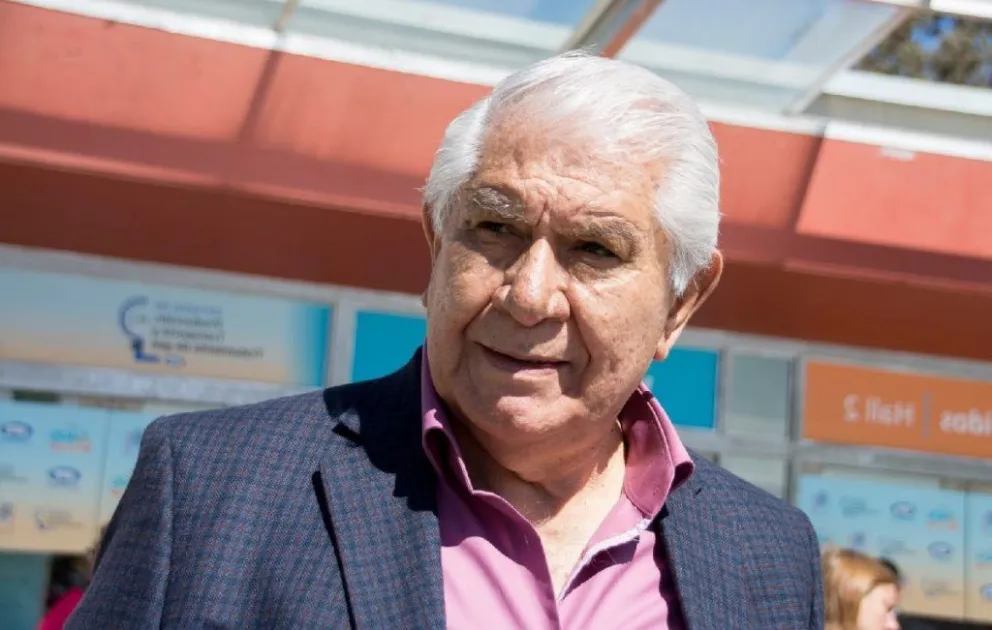 El histórico lider de los Petroleros fue internado en gravísimo estado