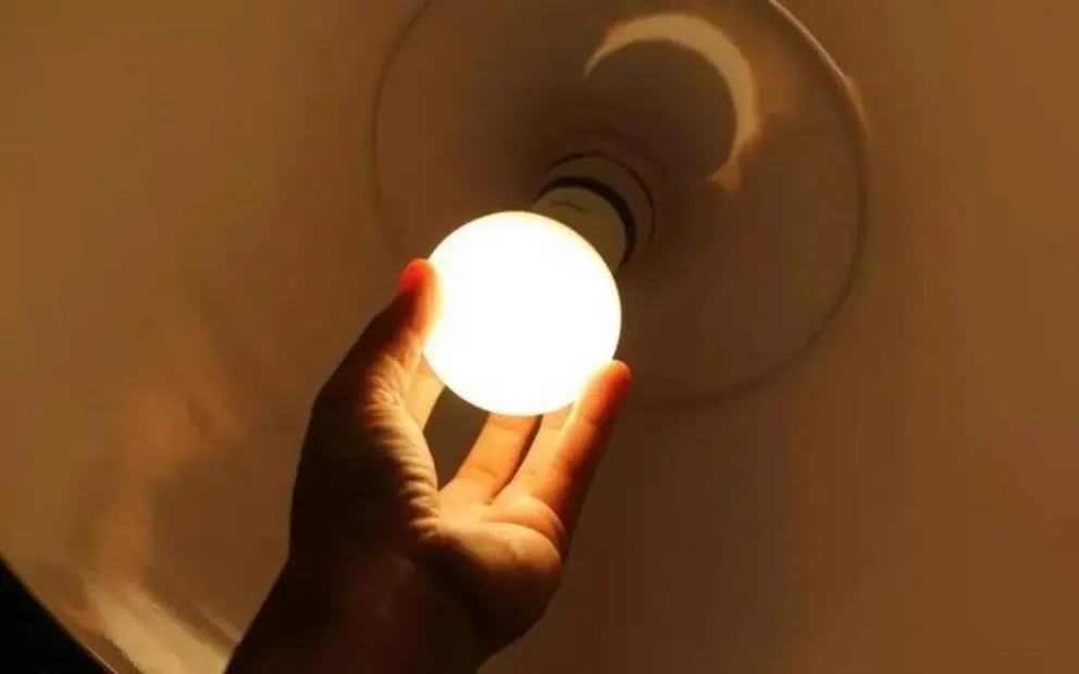 Motosierra: Nación vuelve a aumentar el precio de la energía