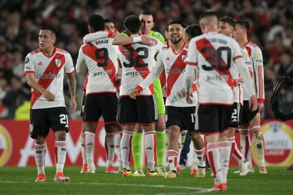 River le ganó a Tigre por 3-1 y quedó a un paso de la punta