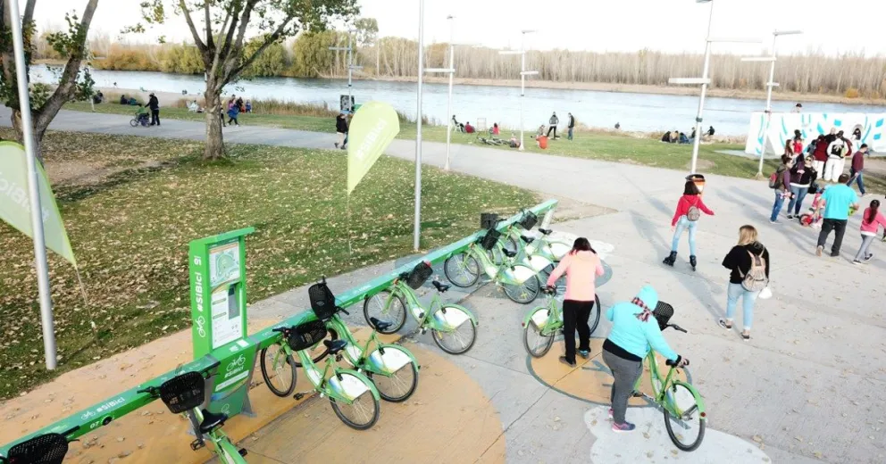 Crece la preocupación por los actos de vandalismo en la estación SiBici de Isla 132