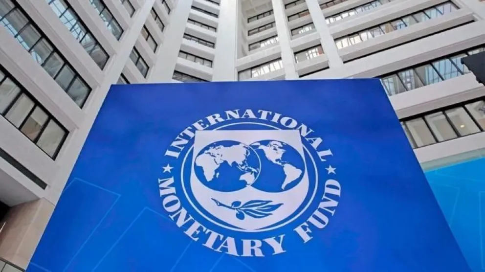 FMI insta a ampliar apoyo político a reformas macroeconómicas en Argentina