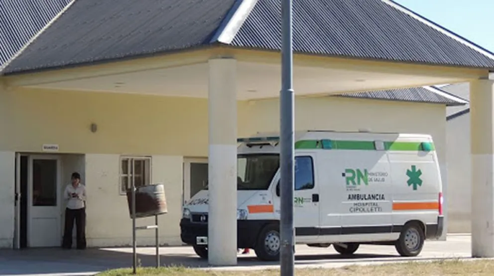 Uno de los conductores fue trasladado al Hospital Moguillansky con una fractura en el peroné. Foto: archivo.