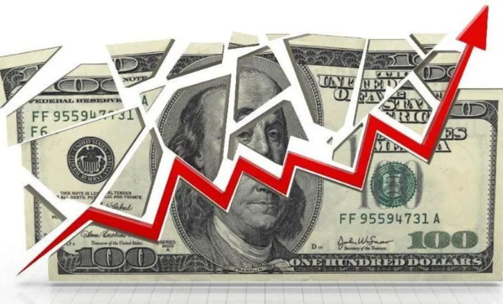 El dólar blue se vende a su máximo histórico: $1300