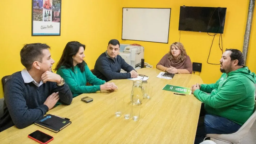 El gobierno realizó una propuesta salarial para estatales