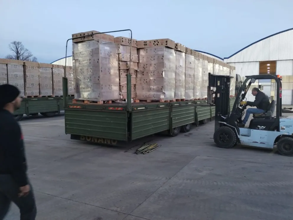 Cómo se repartirán las 60 toneladas de leche que llegaron a Cipolletti