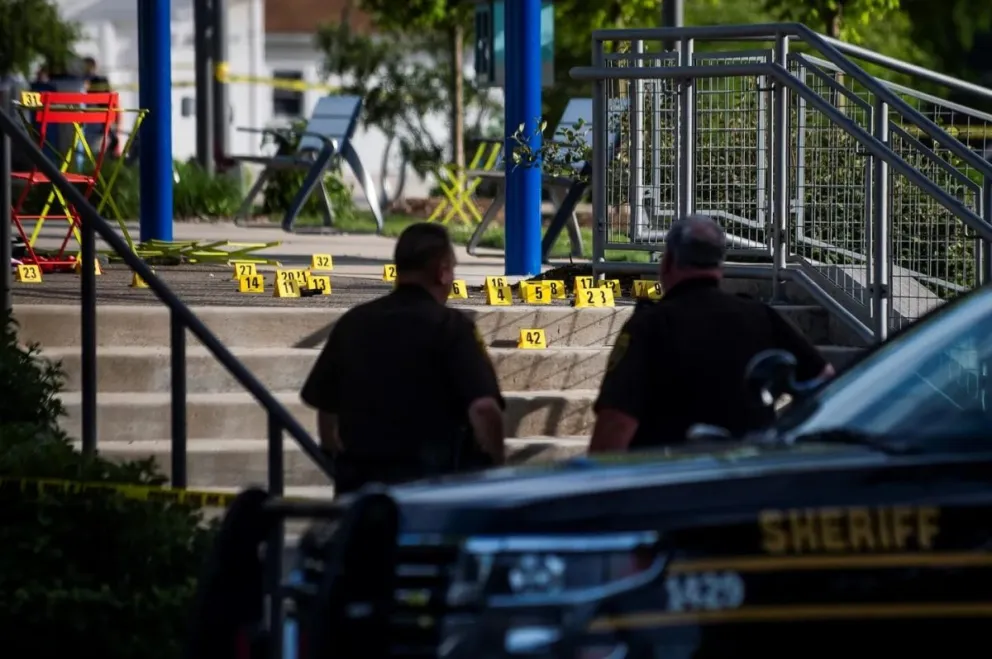 Tiroteo en un parque acuático de Estados Unidos: hubo diez heridos y el agresor se suicidó