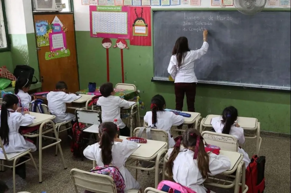 Río Negro a la cabeza de los salarios docentes en Argentina