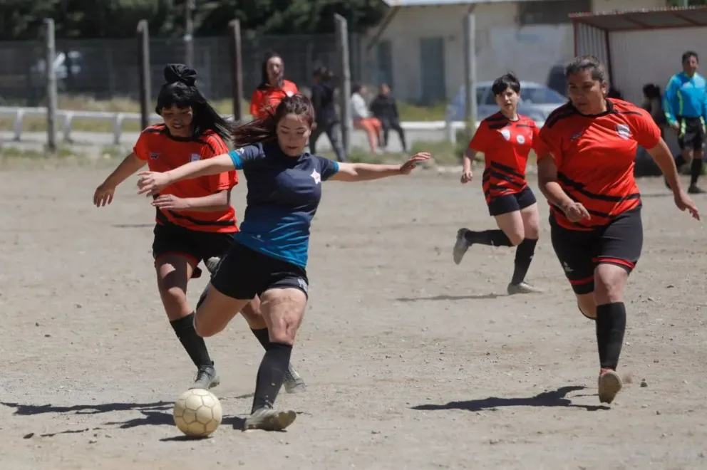 ¿Fanática yo? La insultó todo el tiempo desde el lateral...y era la tía