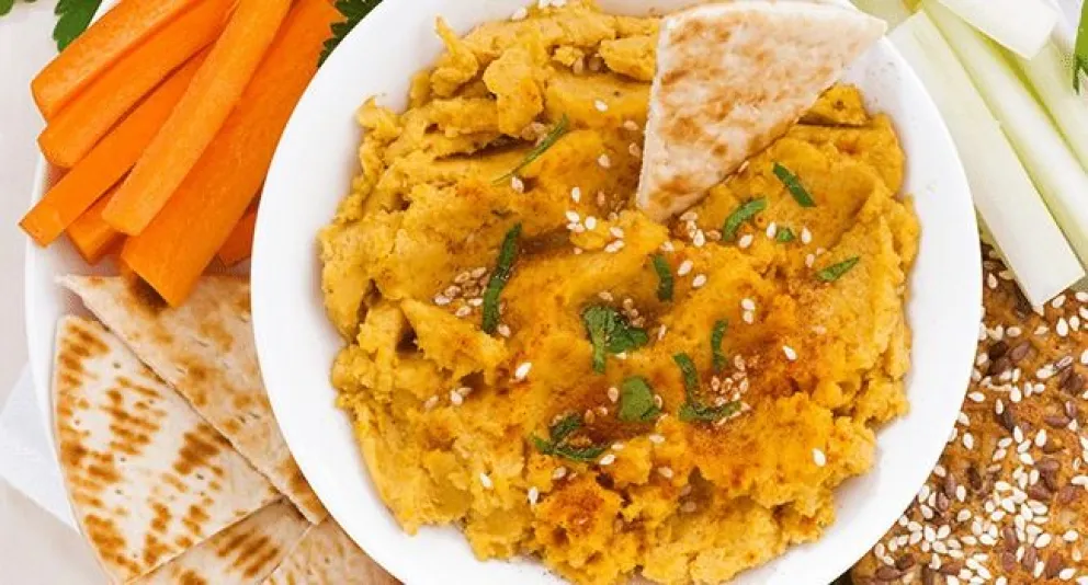 Cómo hacer hummus de zanahoria: la receta sorpresa para sumar en tus picadas
