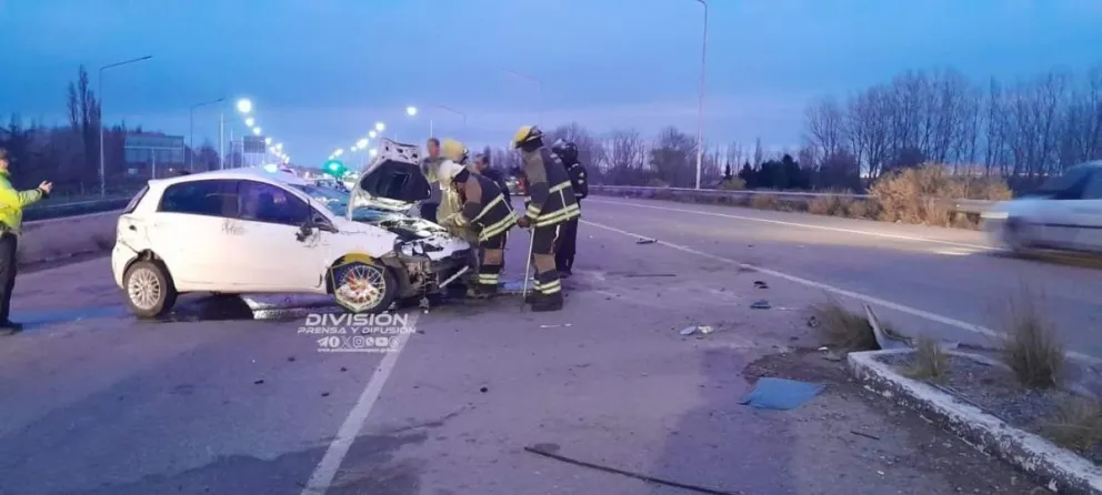 Accidente en la Ruta 22: un hombre resultó herido debido a un vuelco 