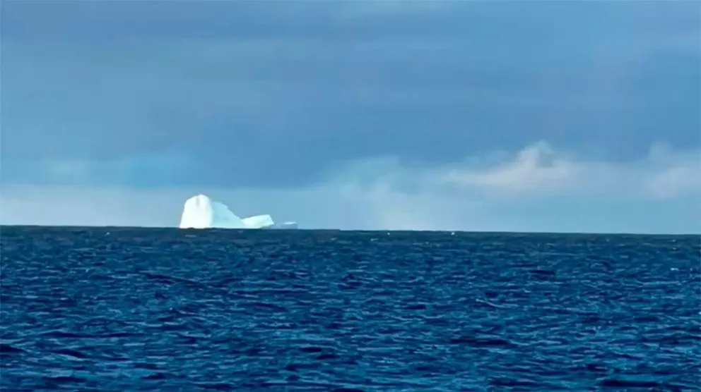 Alerta en Tierra del Fuego por la aparición de un iceberg
