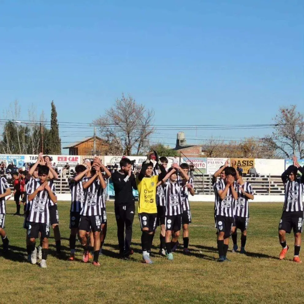 El Club Cipolletti realizará pruebas de jugadores para distintas categorías 