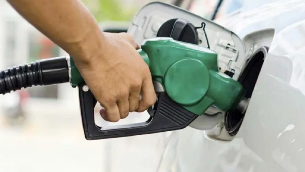 Aumentan los combustibles
