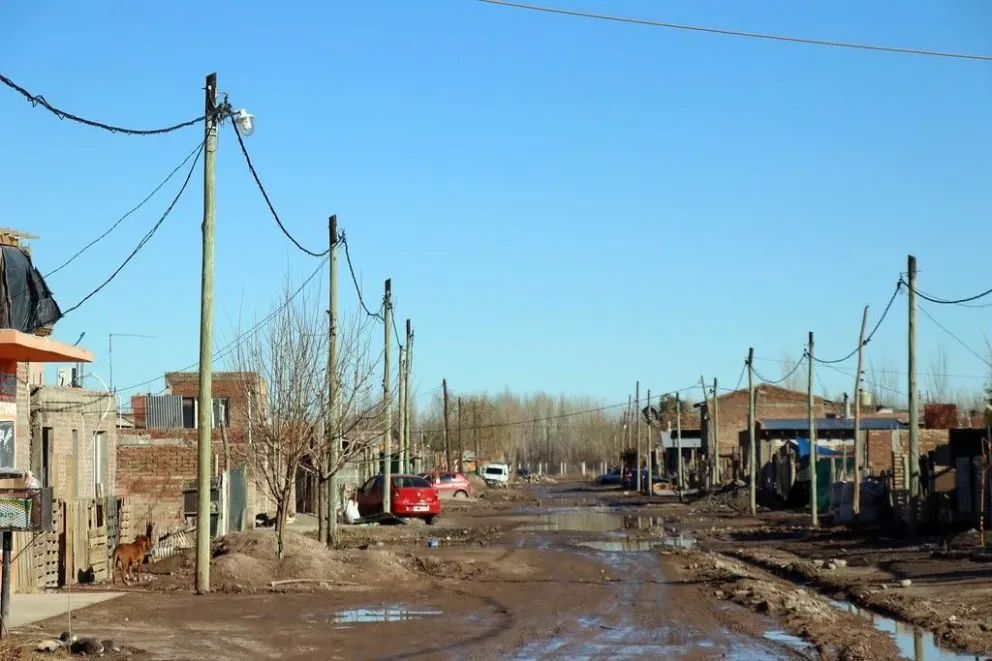    Vecinos del barrio Obrero reclamarán ante el EPRE por el desmedido incremento de la energía