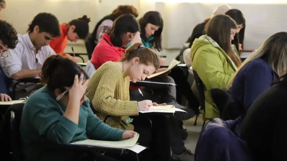 Alta demanda para ingresar a residencias médicas y de salud en Río Negro. Foto archivo