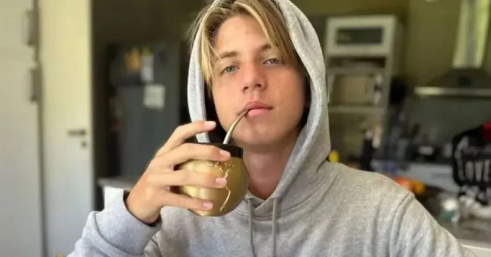 Valentino, el hijo mayor de Wanda Nara, presentó a su nueva novia: las tiernas fotos