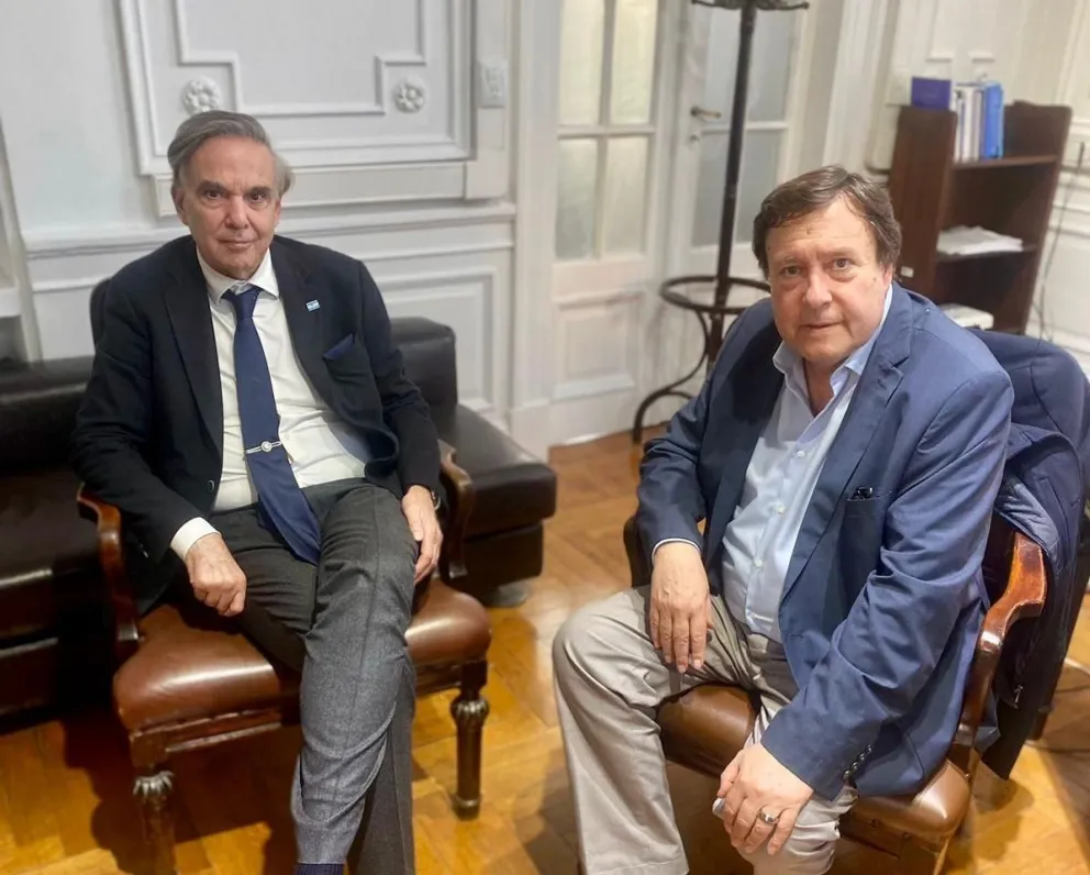 Reencuentro: Weretilneck y Pichetto hablaron sobre las inversiones de YPF en Río Negro