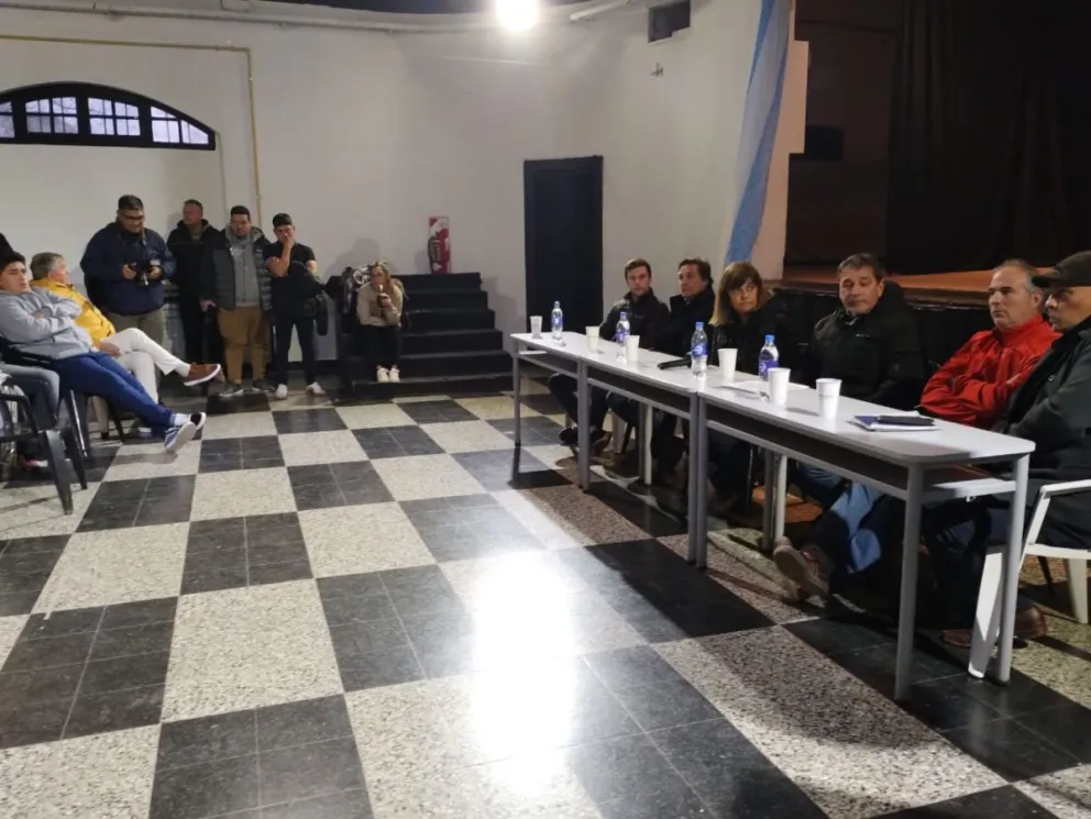 Club Cipolletti: el técnico ya planifica estrategias para el Torneo Federal A
