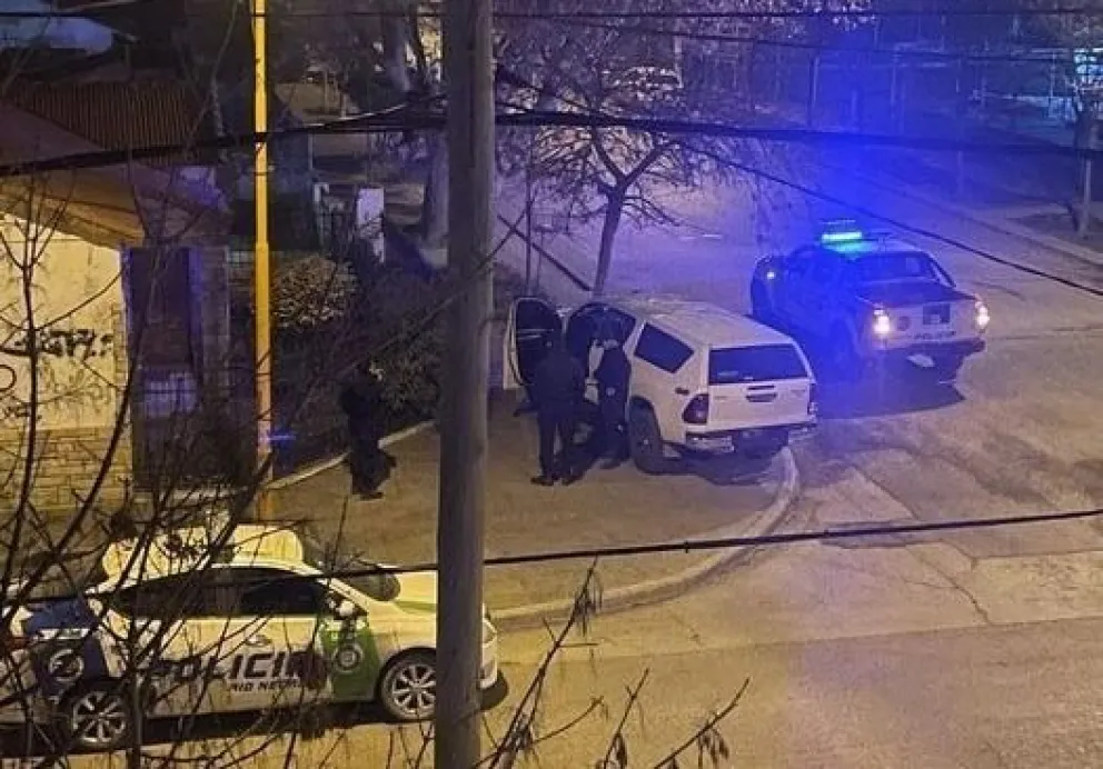 Se conoció la identidad del hombre que murió al chocar un auto contra un árbol 