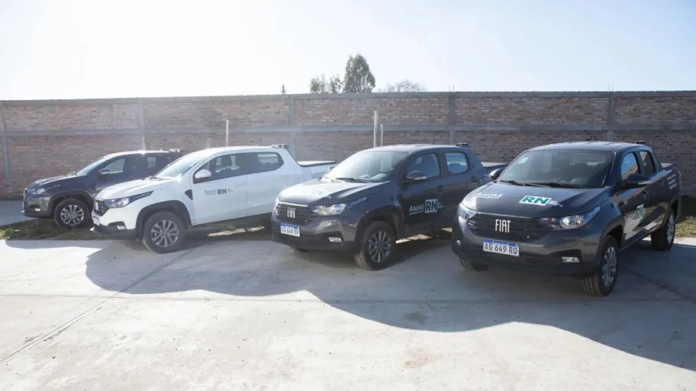 Aguas Rionegrinas continúa ampliando su flota y suma cuatro nuevos vehículos
