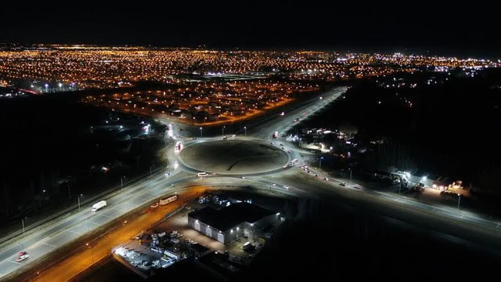 Se inauguró el alumbrado del acceso noroeste de la ciudad de Cipolletti